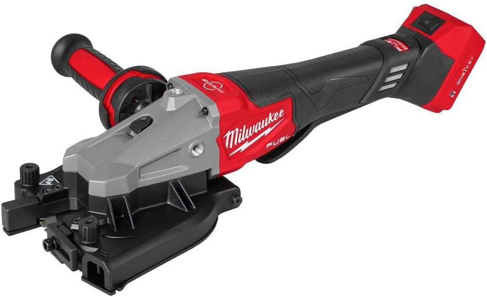 Milwaukee M18 Rebar Cutter Review: Honest Pros & Cons 3 Milwaukee M18 rebar cutter review features in daily use